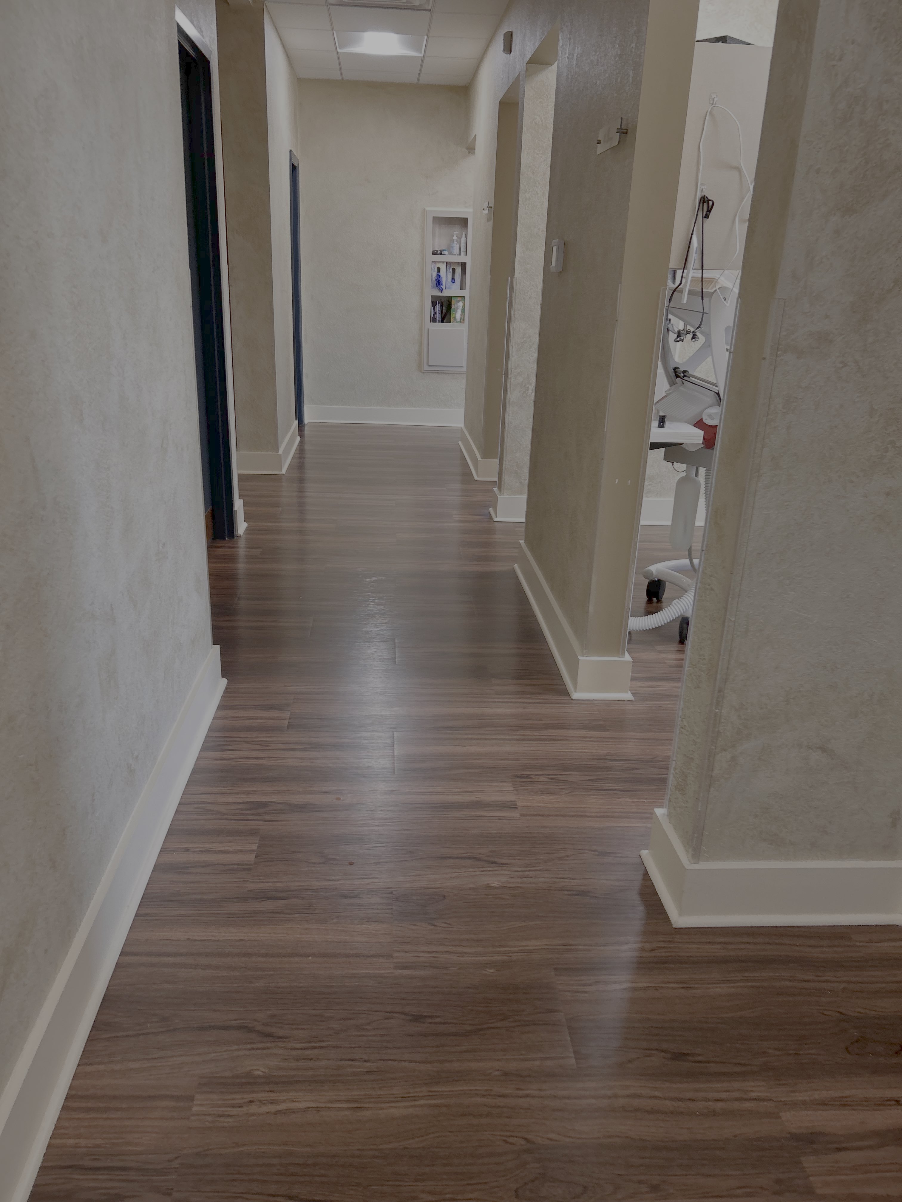 Dental office corridor cleaning